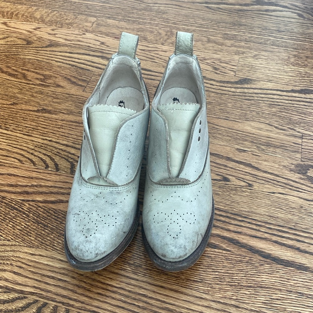 Free Bird Sadie: worn a few times, great condition!